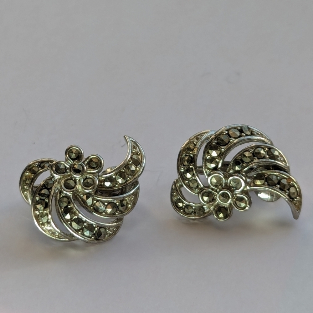 Lisner Marcasite clip earrings shell swoop rhinestone elegant
